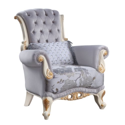 Galelvith Chair with Pillows