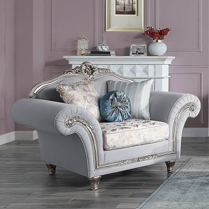 Pelumi Chair with 3 Pillows