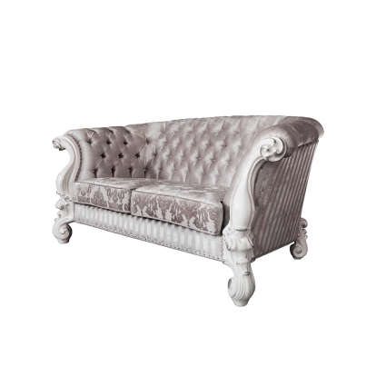 Versailles Loveseat with 5 Pillows